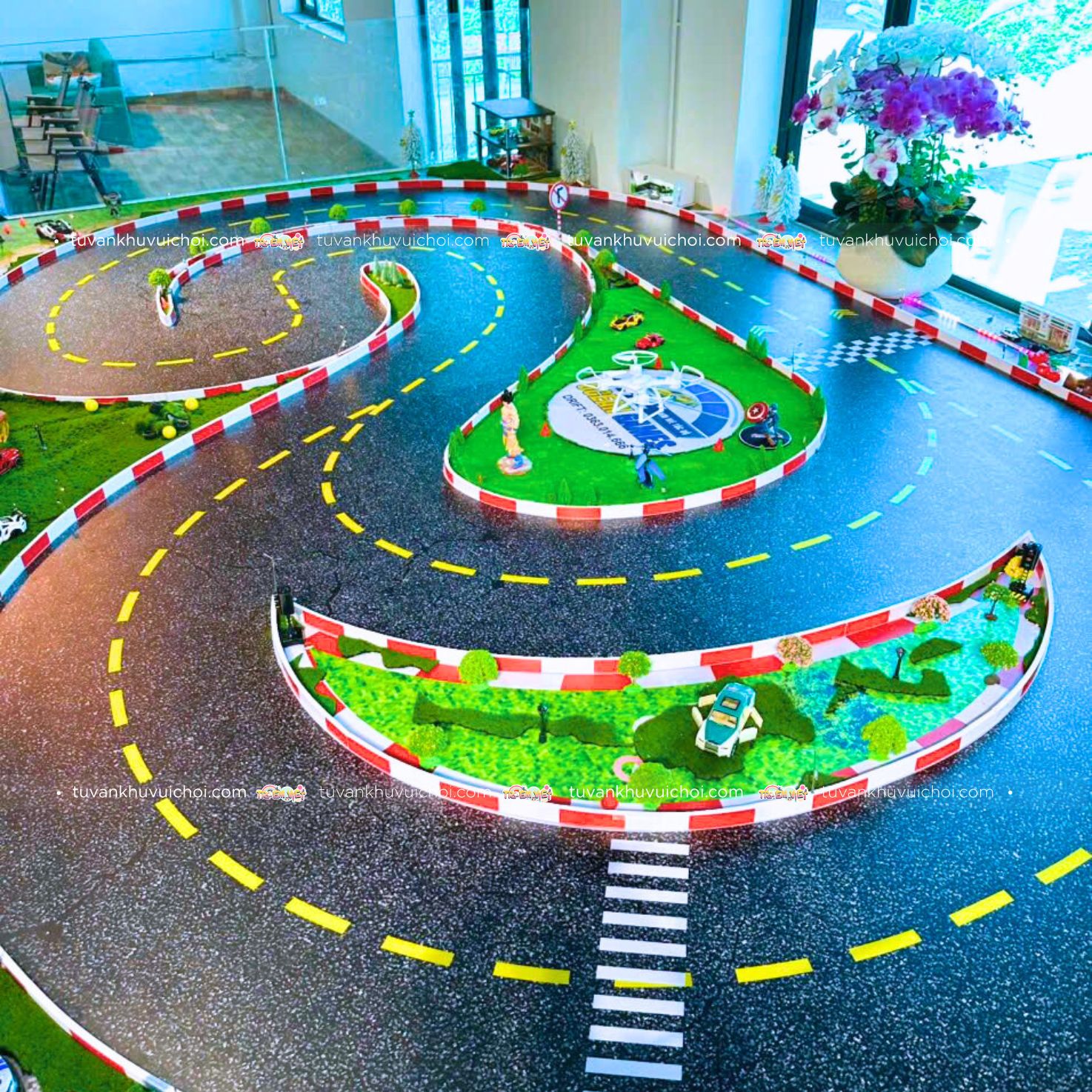 đường đua kids cafe kết hợp xe điều khiển 