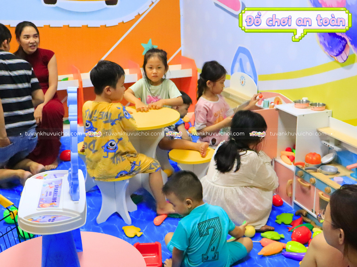 Thiết bị và đồ chơi cần đảm bảo an toàn cho trẻ