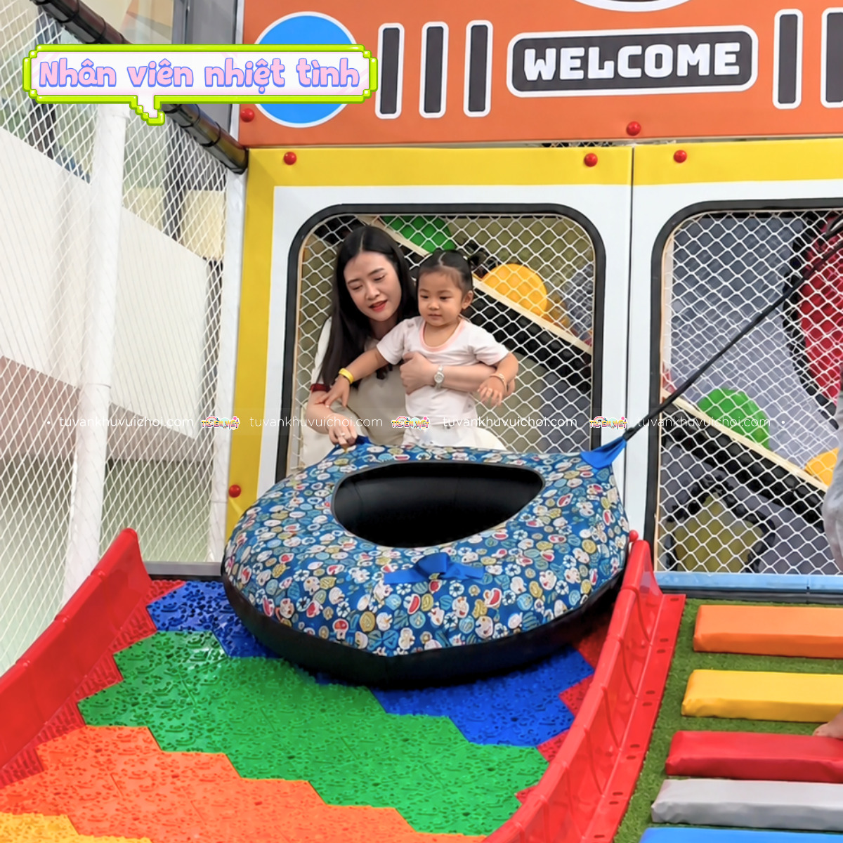 Nhân viên tận tình giúp duy trì chất lượng khu vui chơi
